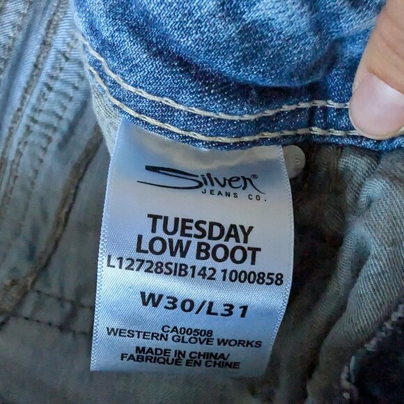 Silver light wash Tuesday low boot cut jeans - authentic 2000's jeans - Picture 11 of 11